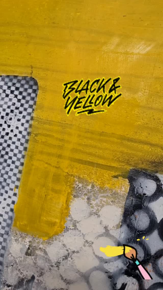 I studion,  musiken på högsta... go with the flow.........
Vernissage i slutet på maj, håll utkik mer info kommer:)

#camillathelin 
#art
#FORMGIVARE
#konsttillsalu 
#kreativitet