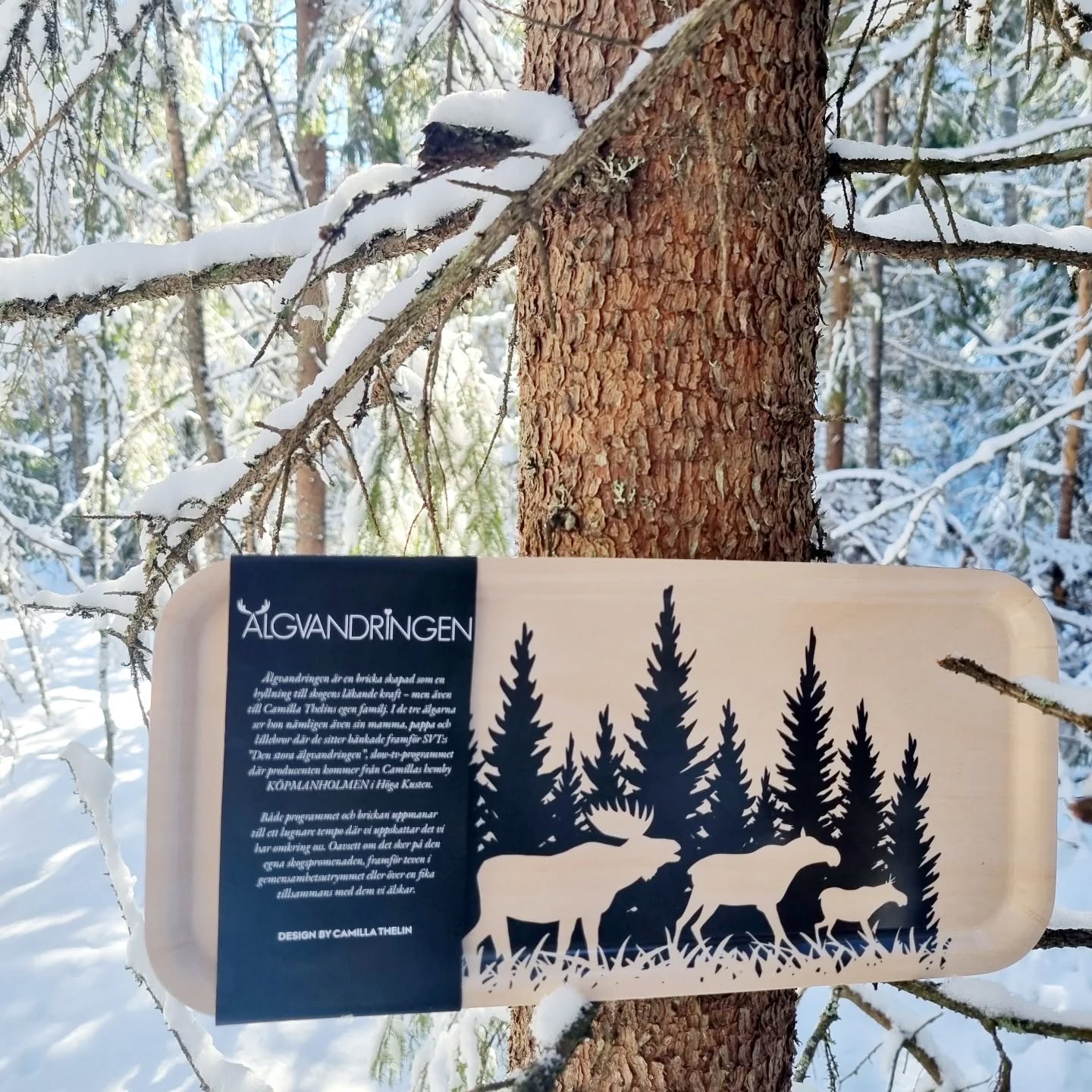 Nyfiken på varför jag gjort denna bricka? "Älgvandringsbrickan"
Kika in i min webshop under inredning, där kan du läsa om historian bakom mim  älgvandringsbricka.

https://highcoastsweden.se/

#camillathelin
#makertown
#denstoraälgvandringen