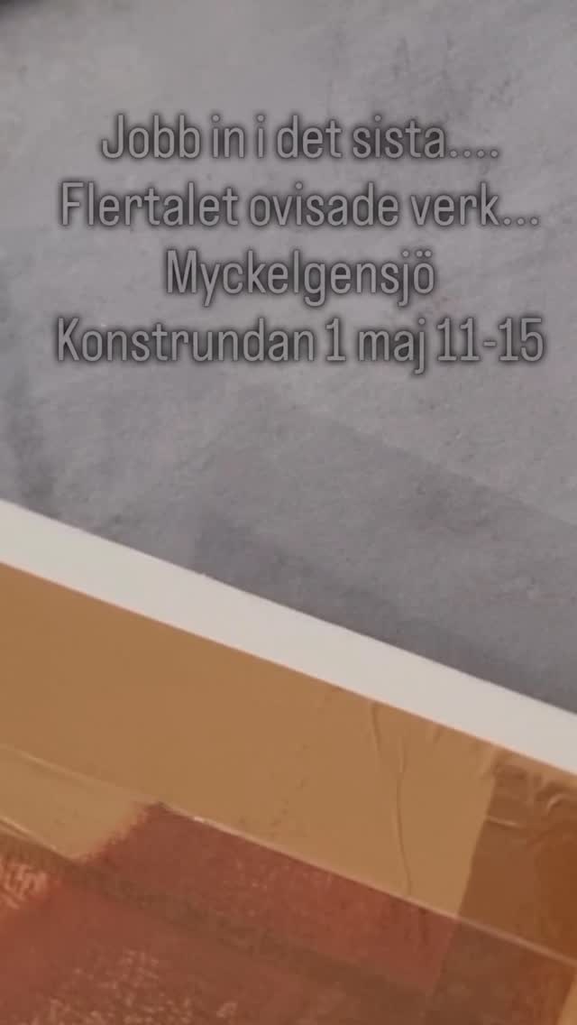 Jobb in i det sista...
Hoppas vi ses imorgon:)
Massor med nyheter som jag inte visat förut.
Konstrundan Myckelgensjö 11-15

#camillathelin
#konstrundan
#myckelgensjö